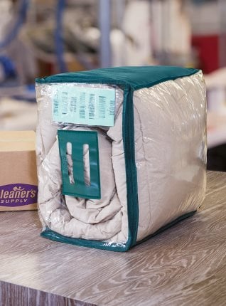 Cleaner's Supply Comforter Bag Innovative Invoice Pocket